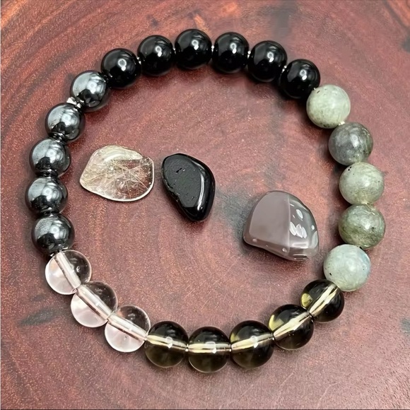 Hand Made Natural Stone Bracelet ( Protection, Fertility, Self-love, Open Road ) - Picture 1 of 7